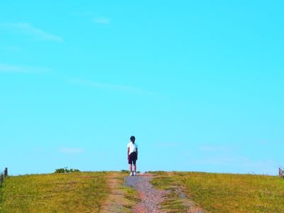 社会勉強をしないとと思っている中年生。夜はレンズを通し星を眺め、いつかは沖縄で暮らしたい☺️友達…探して宇宙を見てます。いつ、会えるかな？神ちゃんと親友たちをいつも心に想ってます…
：自分達の為だけの嘘つきは大嫌い　民主主義　護憲派　反原発　山本太郎さん・福島瑞穂さん・れいわ新選組・日本共産党応援　