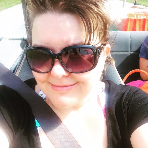 mamalang's profile picture. mom, civil servant, artsy fartsy type