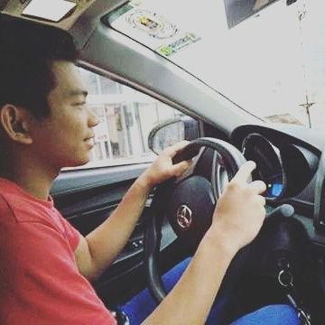 Child of God ❤ Adamson U. Student/Soaring Falcon | Driver/Rider |Basketball | Instagram ~ panchovictor02