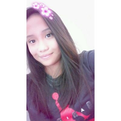 colengleoparte3's profile picture. Dyosa hindi maganda 😂💋