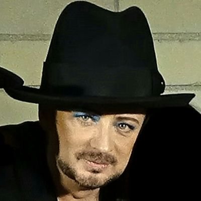 I love Boy George❤Culture Club❤️I'd like to go to London someday🇬🇧✈️
