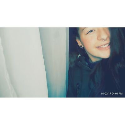 98. En el infierno al fin y al cabo no se está tan mal. 'Si quieres disparar, dispara, ya ves tú.'