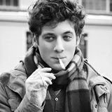 Serpentard -- 7eme annee (redoublement) -- 18 ans -- Joueur de Quidditch -- Sang pur -- Smoker man
- PossĆØde un Niffleur qui s'appelle Marley