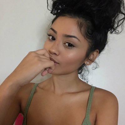 oliviarpgnza's profile picture. 