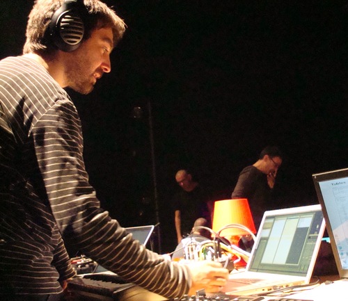 Miguel Cardoso is a computational designer, researcher and laptop improv musician.
