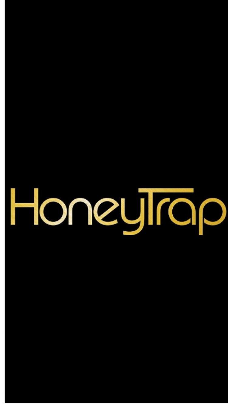 Honeytrap is a small affordable boutique in the heart of nailsworth offering a fab range of women's clothing and accessories. style is what we do x