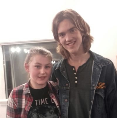 I'm a train wreck that misses @Jessarae way too much!!! BUY STAND IN THE RAIN EP NOW!!!