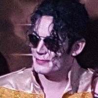 CJ as Michael Jackson (@cjasmichael) 's Twitter Profile