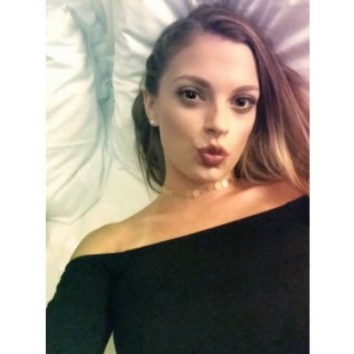 mandaaaaa07's profile picture. FAU ❁