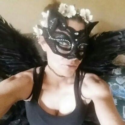 I'm the one your momma never warned you about- I mean well ❤️🩹- I'll question you until death. I'll make you uncomfortable - I'm awkward - I am Gemini ♊