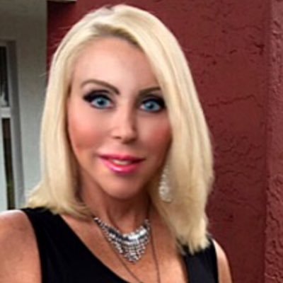 lee_kimmie's profile picture. Fitness Enthusiast. Pro M/U https://t.co/5D1vy6fILQ Therapy Specialist. "The perfect shoe makes all legs sexy" follow on Instagram Artificially_perfect_day_spa