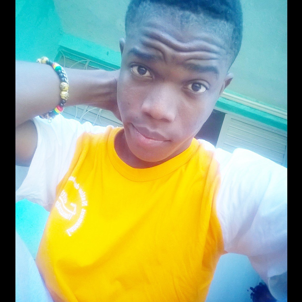 😎 playboy👔 chic tkt.. tombeur👊🏾 mais bff déjà pris 😂😉😜