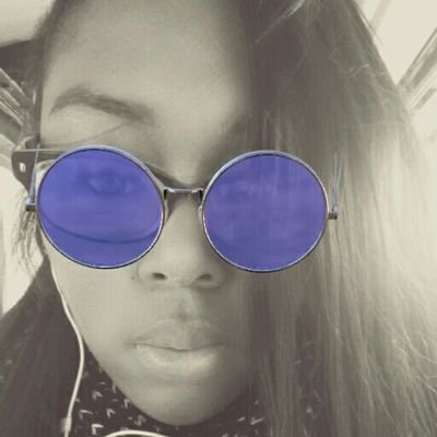 SiriuslyLovely7's profile picture. starbucks, broadway, music and books. those are the important things.