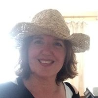 Helen Bennett (@thevelvetskyand) 's Twitter Profile