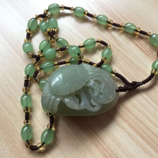 Thank you for your attention, our external sales of various clothing, antique jade. and quality is our promise to you first, we will give you qfast shipping