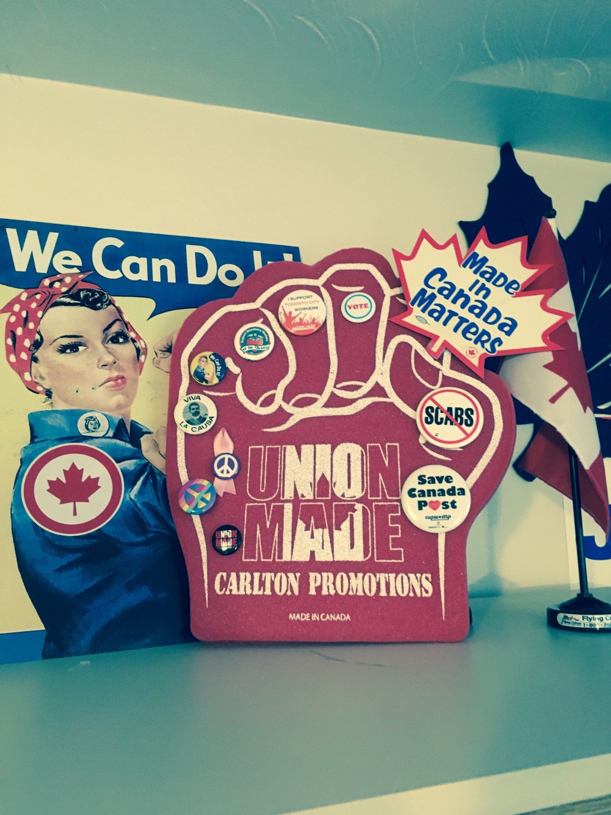 At Carlton Promotions we specialize in providing you with innovative Union Made Products to fit your promotional objectives
416-385-7360 for pricing &inquiries!