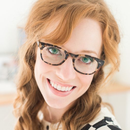 Designer & visual strategist crafting customer-focused brands that resonate so deeply with the target market, they sell themselves.