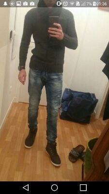 chichiiiii28's profile picture. 