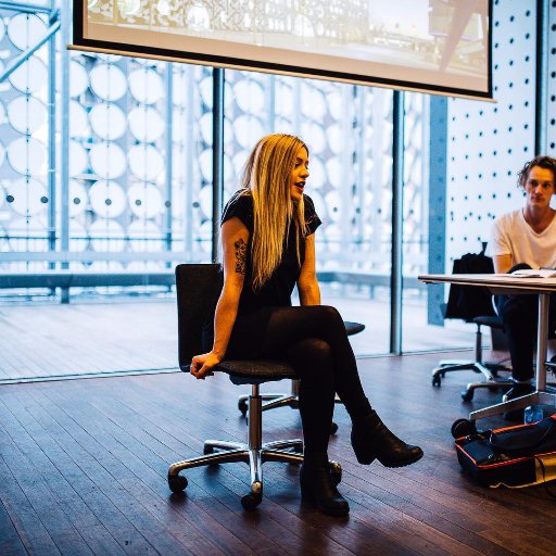 Design for the people and to solve problems. Senior Digital Designer @ourveryown - Maker of @giraffereader London born, Melbourne based.