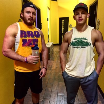 LetMeFindOut103's profile picture. Either you love me or you hate me. #TwoWeightWorldChampion Don't be SAWFT.