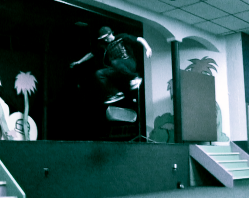 CurtisYuel's profile picture. @skater_shit