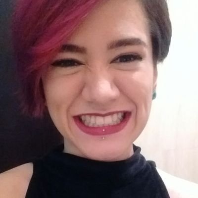 OriaMz's profile picture. Are you in a film or in reality?