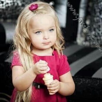 saritaT11111's profile picture. 