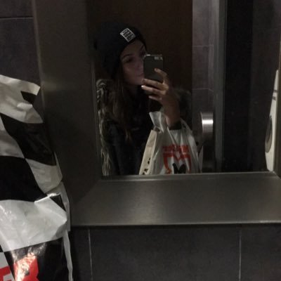 neumaiernadine's profile picture. 