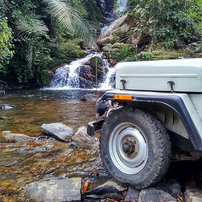 Safari Routes - Munnar Exciting experience of Jeeping