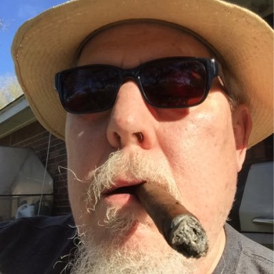 Cigar journalist at https://t.co/dFaqP0BXRW as Special Correspondent, Editor at Large & Ambassador | Owner of https://t.co/qQo68sG9NO