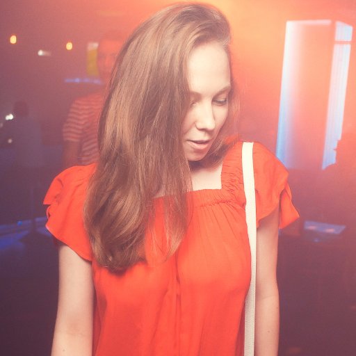 DekunNadya's profile picture. 