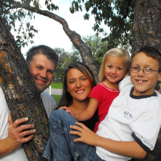 nbrooks07's profile picture. mom