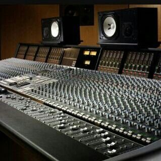 halperttuli's profile picture. Music lover, Sound engineer