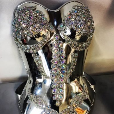 designerlifeo's profile picture. DEDICATED TO THE BEST STUFF IN FASHION! 👉🏻GONNA START TWEETING SOON👈🏻 SO YOU BETTER FOLLOW!!!