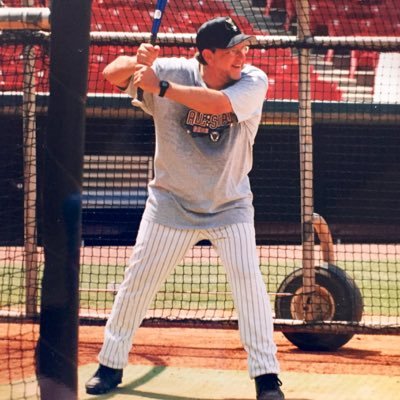 Radio and TV News & Sports Broadcaster/Producer upwards of 35 years. Attended Southern Illinois University @ Carbondale. Single. No kids. Passion for Baseball.