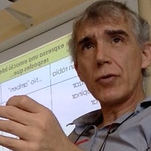 Psicòleg i formador. Formació a mida des de l'any 1996 en temes de gestió de les emocions.