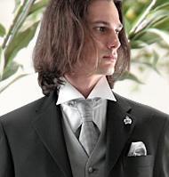 blessmens's profile picture. 表参道から徒歩5分のフォーマルレンタルショップ。℡03-5770-2020　港区南青山3-10-36-2F　営業11：00～19：00　木曜定休日　やっぱりフォーマルにしてよかった♪と思って頂ける品・美・格のフォーマルスーツがいっぱいです♪