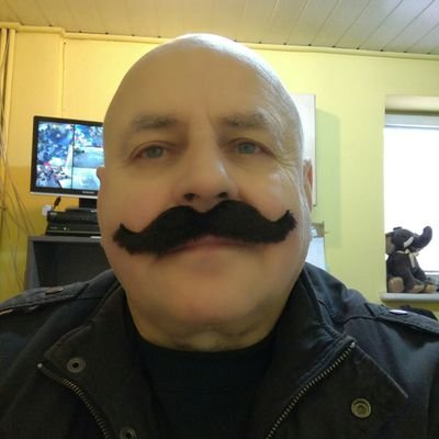 Brazy202Jerzyk's profile picture. 