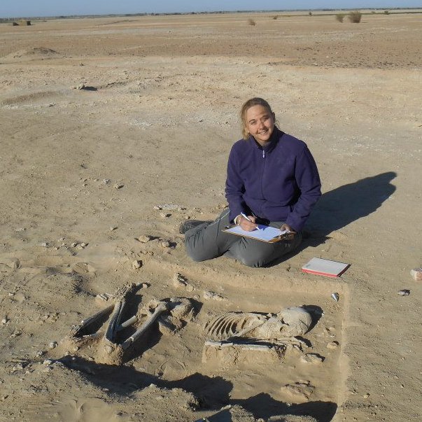 PhD, Palaeoanthropologist,
Director of Research @CNRS, @PACEA_bordeaux
#HumanEvolution, #Prehistory #Archaeology  #Neandertal #Anthropology #Bioarchaeology