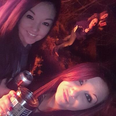 rebelhart17's profile picture. 