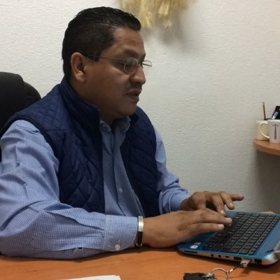 Abogado, Enfermero un Ciudadano convencido que el Don de Servir hay que practicarlo diariamente con tu semejante