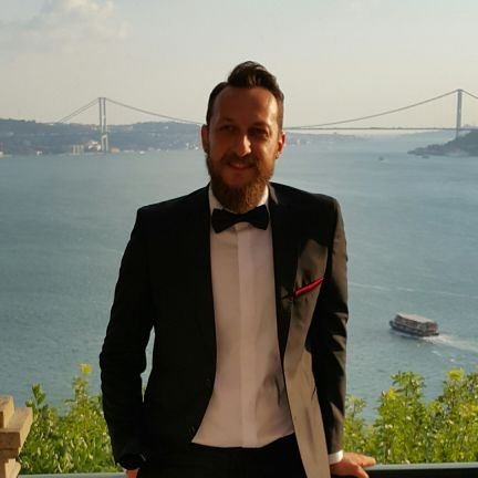 NasaNiaa's profile picture. Çalışkan adam :)