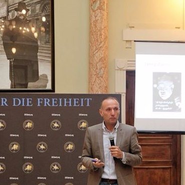 p_sheshelidze's profile picture. Think-Acter