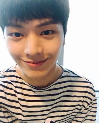 posting pictures, short videos, gifs & screencaps of btob's maknae 육성재 @BTOB_6SJ