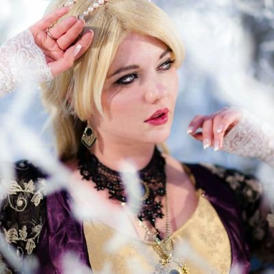 Actress, Model, Cosplayer, Geek, Fandom junky
