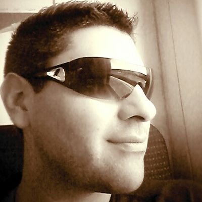 llerenadavid82's profile picture. 