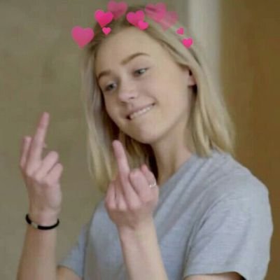 MXSeJ6Hjgg7aSYQ's profile picture. Читаю книги.