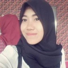 santikartika345's profile picture. 