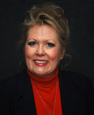 Hello! I am a full time Realtor ready to help you buy & sell homes & land in the Kansas City area!
