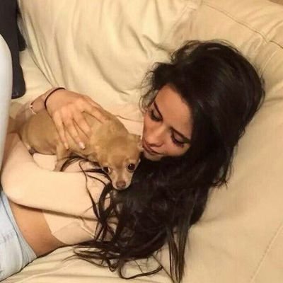 camEElastummy's profile picture. brb.  dying